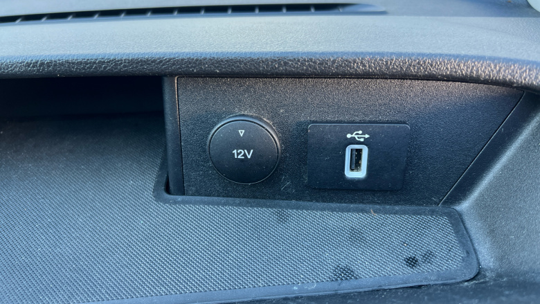 Ford Transit Custom 280 L1 Diesel Fwd 2.0 EcoBlue 130ps Low Roof Limited Van